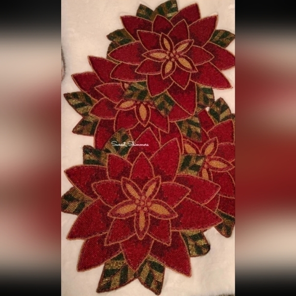 X4 Sparkly Beaded Red Green & Gold POINSETTIA Shaped Christmas Placemat Chargers - Picture 8 of 8